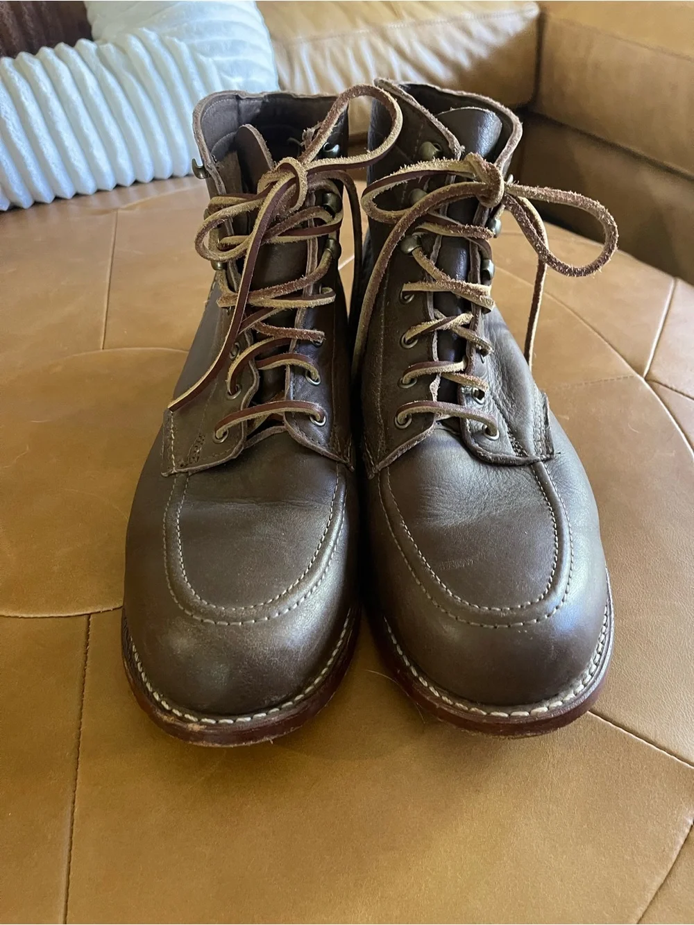 Men's Wolverine 1000 mile Moc-Toe boot